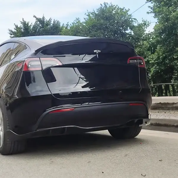 tesla-model-y-v-style-carbon-fibre-rear-diffuser-XXIITUNING-6-transformed.webp