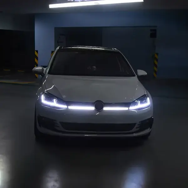 volkswagen-golf-mk7-headlamp-and-grille-trim-kit-XXIITUNING-6.webp